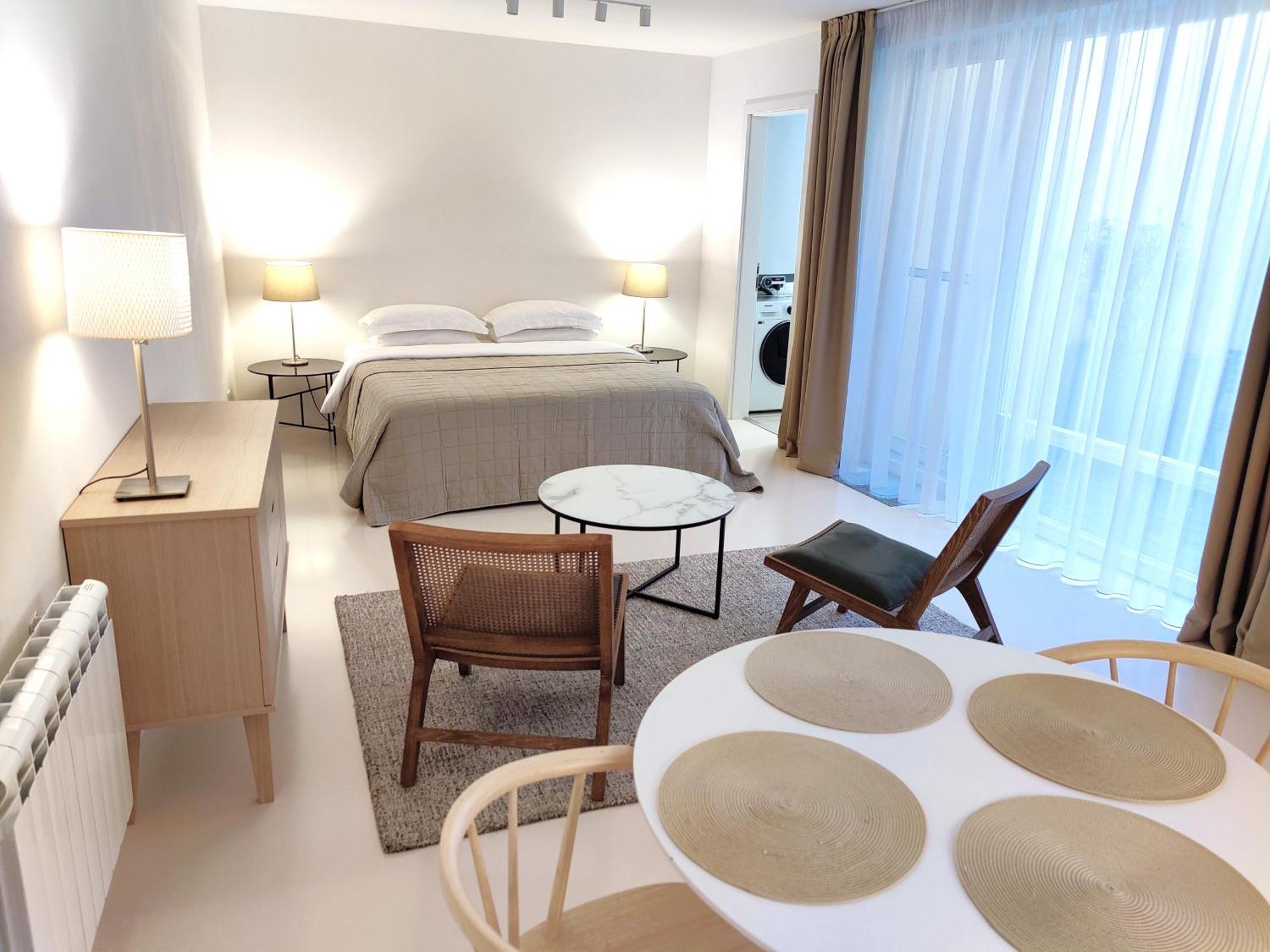 Appartement With Private Courtyard *